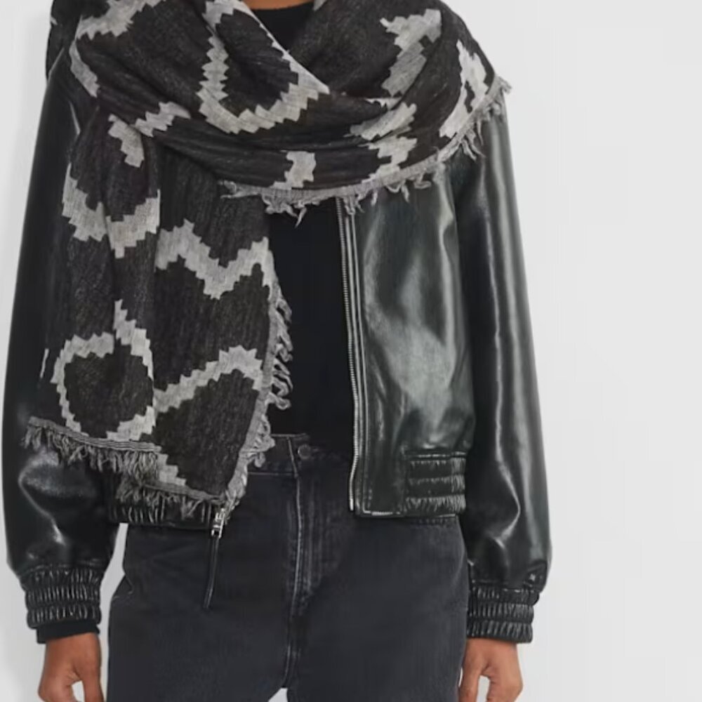 Artizia Scandi Merino Wool Blanket Scarf